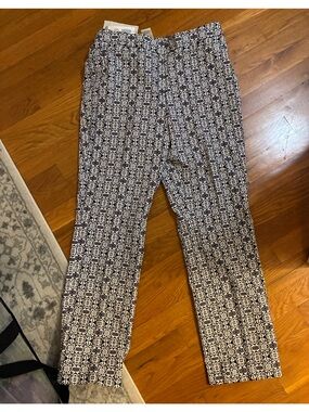Chico's Secret Stretch Tiles Straight Pant